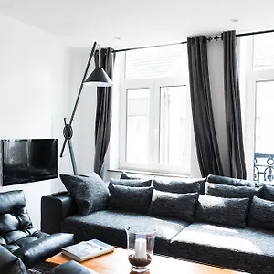 Saint-adalbert Apartment