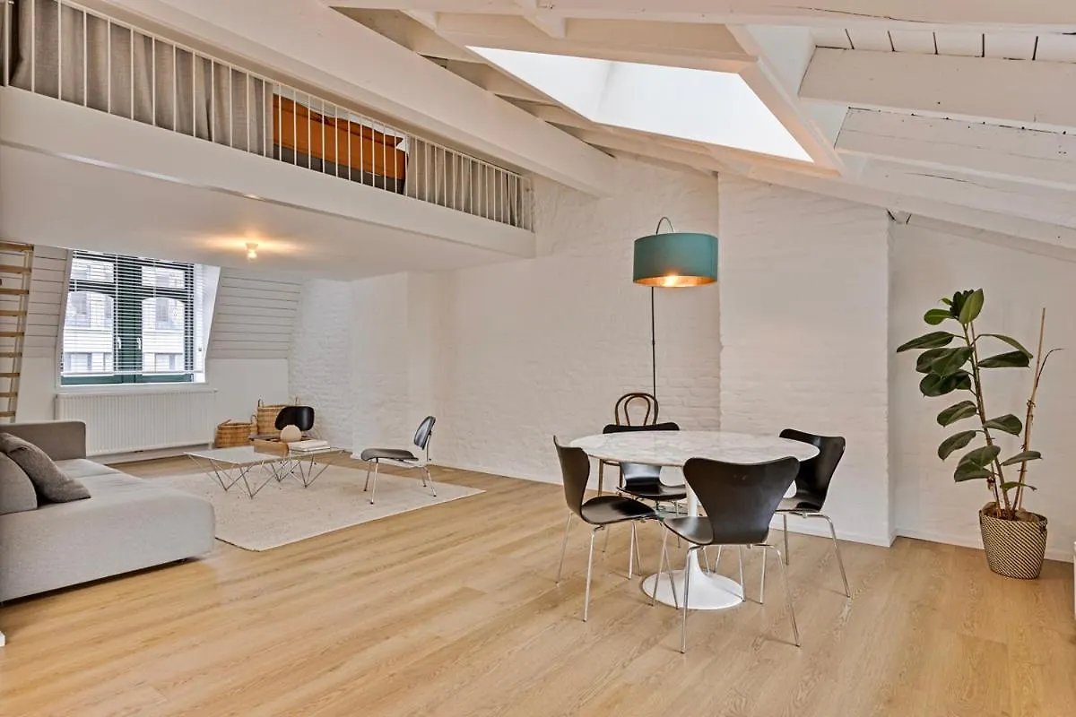 Loft City Center - 2 Bedrooms - Parking - By Finenest Liege Apartment